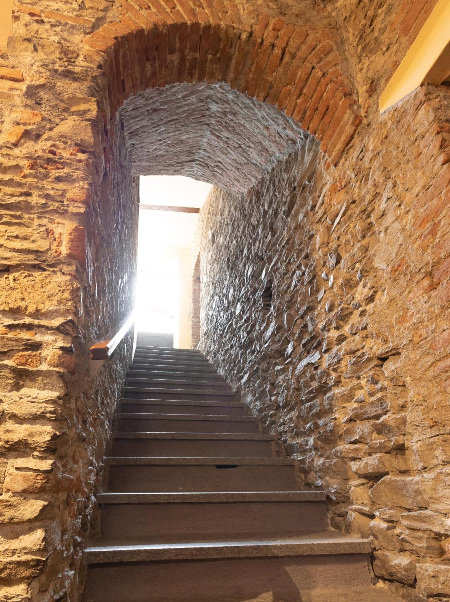 Maison Aubert In Centro Storico 아오스타 외부 사진